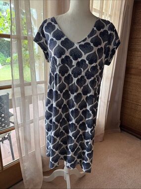 Boden Navy and White Heart-Print V-Neck Dress